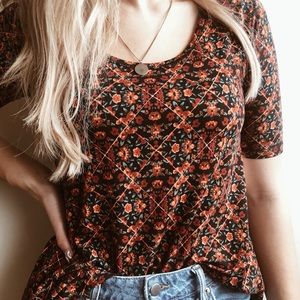 NWT LuLaRoe Perfect Tee